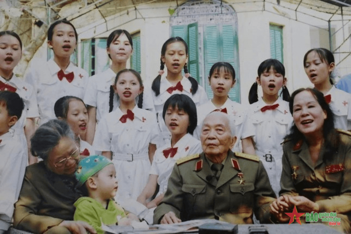 Nhớ mẹ - Nghệ sĩ Nhân dân Tường Vi