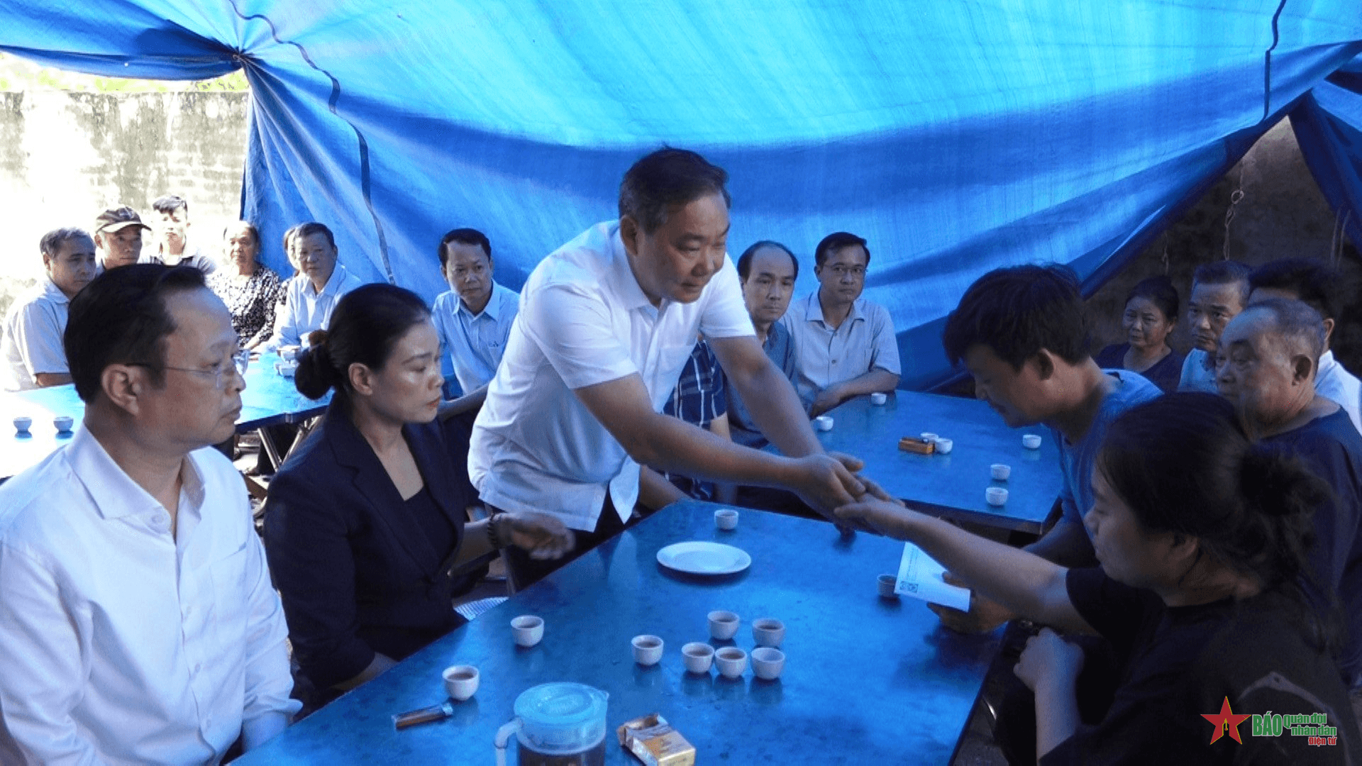 Lãnh đạo TP Hà Nội thăm hỏi, động viên gia đình các cháu nhỏ tử vong tại Ba Vì