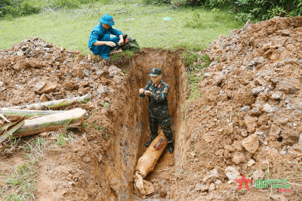 Nghệ An: Hủy nổ thành công quả bom nặng khoảng 340kg sót lại sau chiến tranh