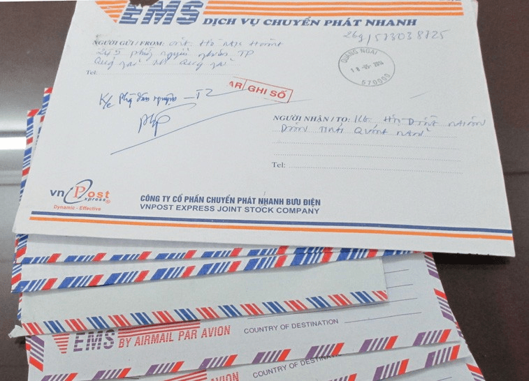 Chế độ miễn, giảm học phí cho con đẻ, con nuôi của hạ sĩ quan, binh sĩ