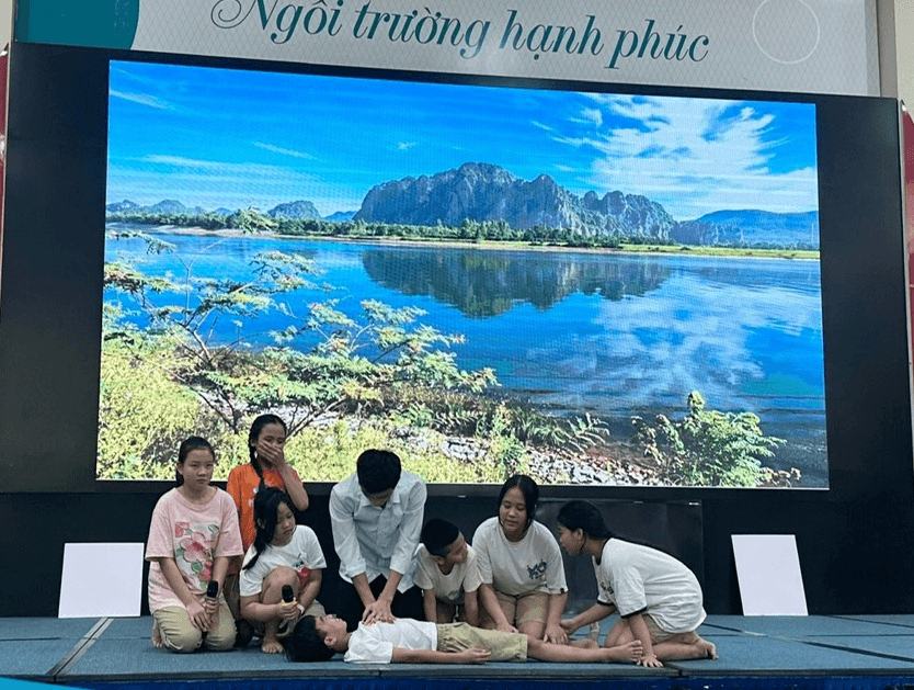 Phát động Tháng hành động vì trẻ em và khai mạc hè
