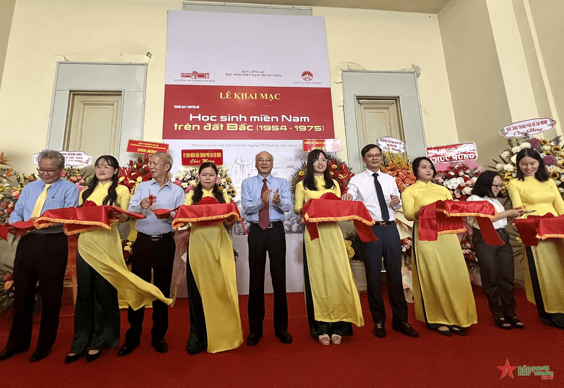Khai mạc Trưng bày “Học sinh miền Nam trên đất Bắc (1954-1975)”
