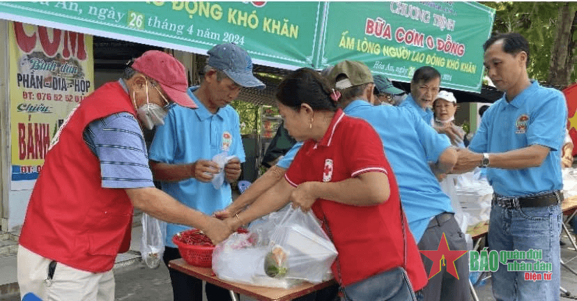 "Bữa cơm 0 đồng” lan tỏa yêu thương