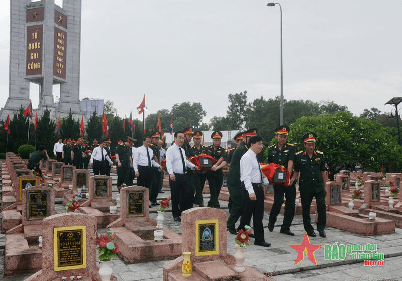 Nghệ An: Truy điệu, an táng 87 hài cốt liệt sĩ quân tình nguyện, chuyên gia Việt Nam hy sinh tại Lào