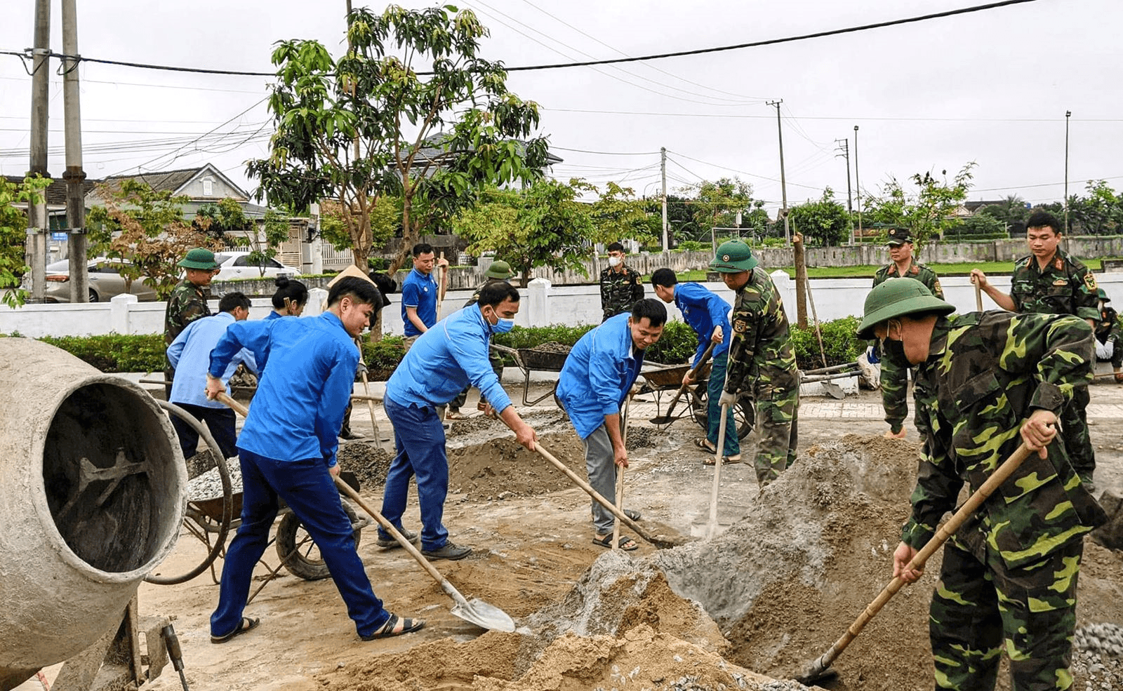 Quân - dân xứ đạo chung sức, đồng lòng