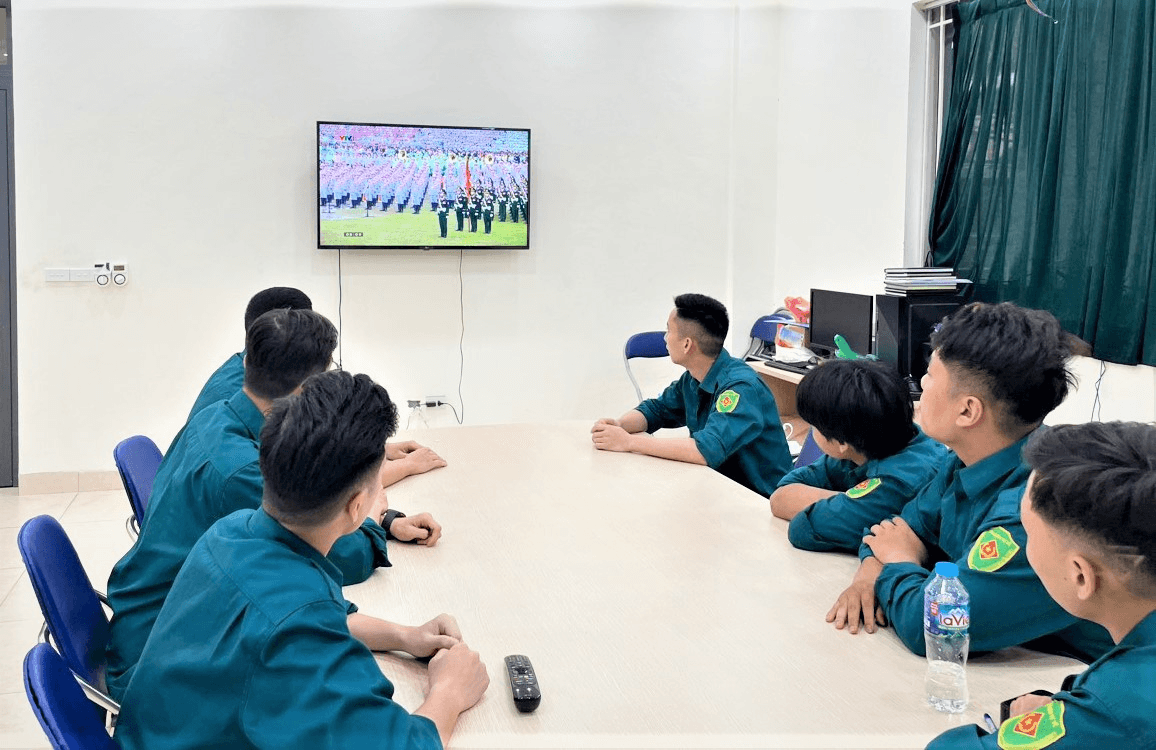 Dân quân phường Đội Cấn xung kích trong mọi nhiệm vụ