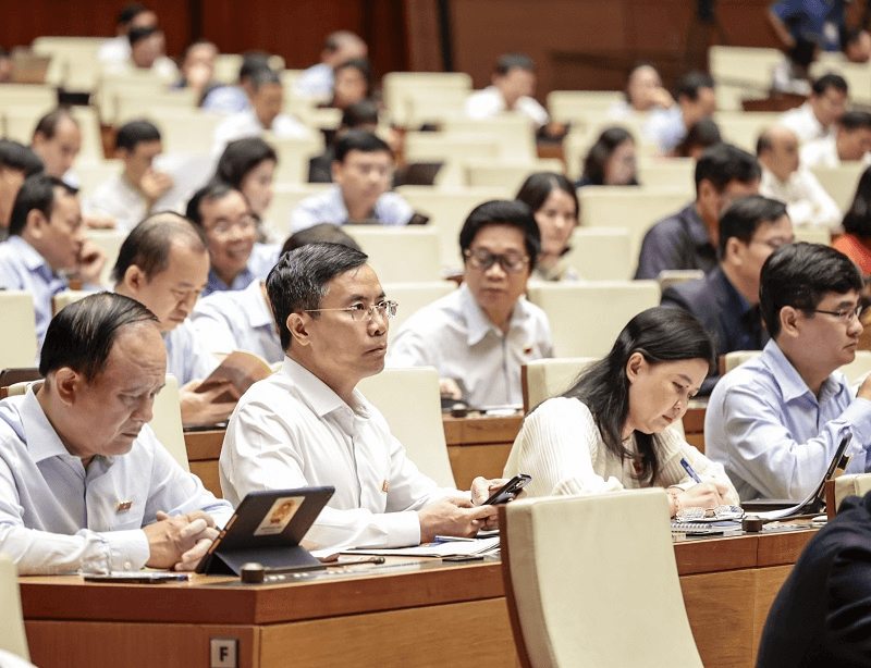 Tiếp tục trình Quốc hội thảo luận hai phương án rút bảo hiểm xã hội một lần