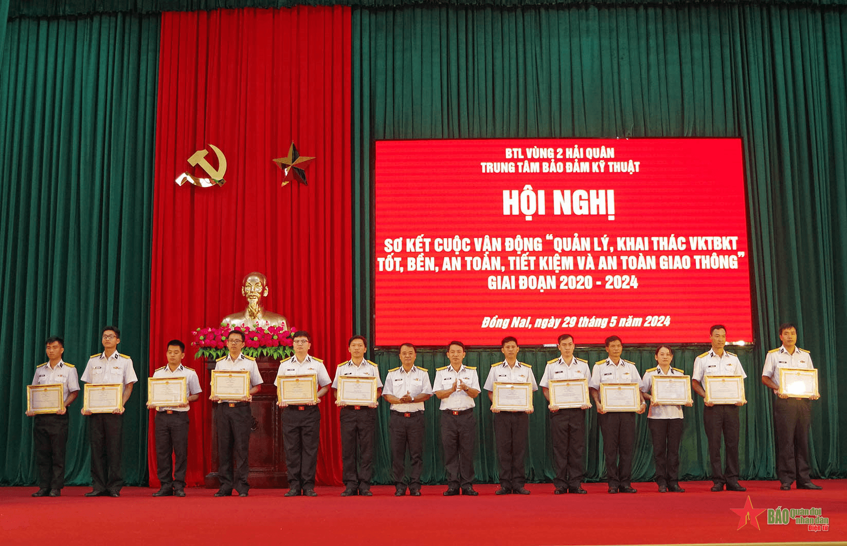 Trung tâm Bảo đảm kỹ thuật Vùng 2 Hải quân: Nhiều đề tài, sáng kiến trong thực hiện Cuộc vận động 50