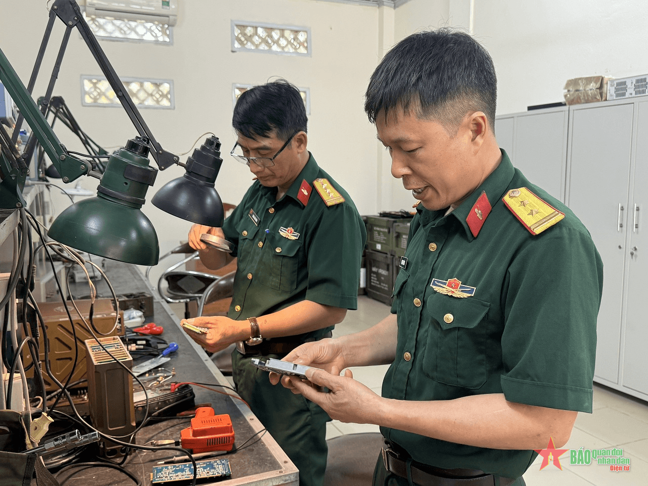 “Cây sáng kiến” tận tâm với nghề