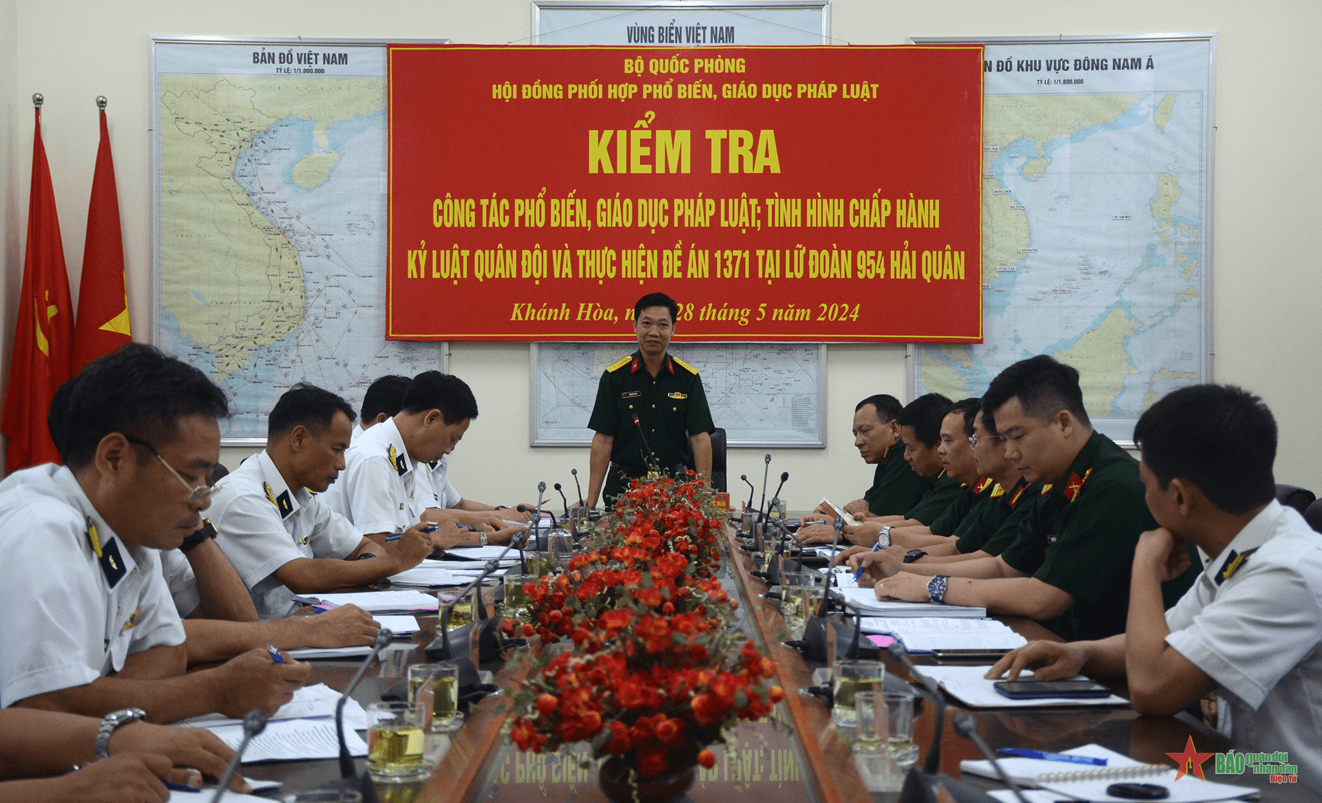 Kiểm tra công tác phổ biến, giáo dục pháp luật tại một số đơn vị thuộc Quân chủng Hải quân