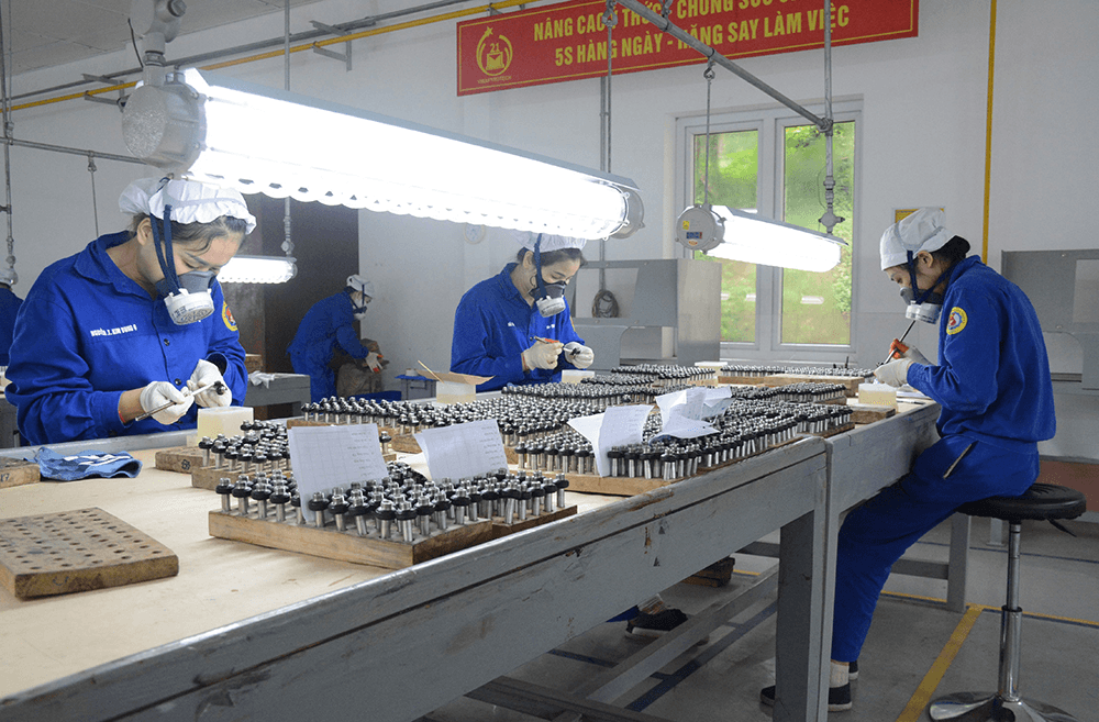 Tạo nền tảng phát triển công nghiệp quốc phòng, an ninh hiện đại, tự lực, tự cường - Bài 3: Nhân lực chất lượng cao - chìa khóa phát triển công nghiệp quốc phòng, an ninh (tiếp theo và hết)