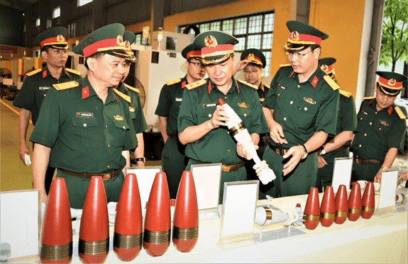 Tạo cơ sở pháp lý để hình thành tổ hợp công nghiệp quốc phòng