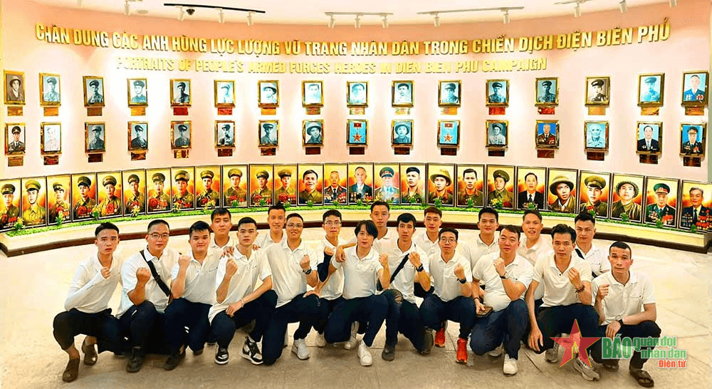 Team Lee - những người làm sống lại di ảnh liệt sĩ