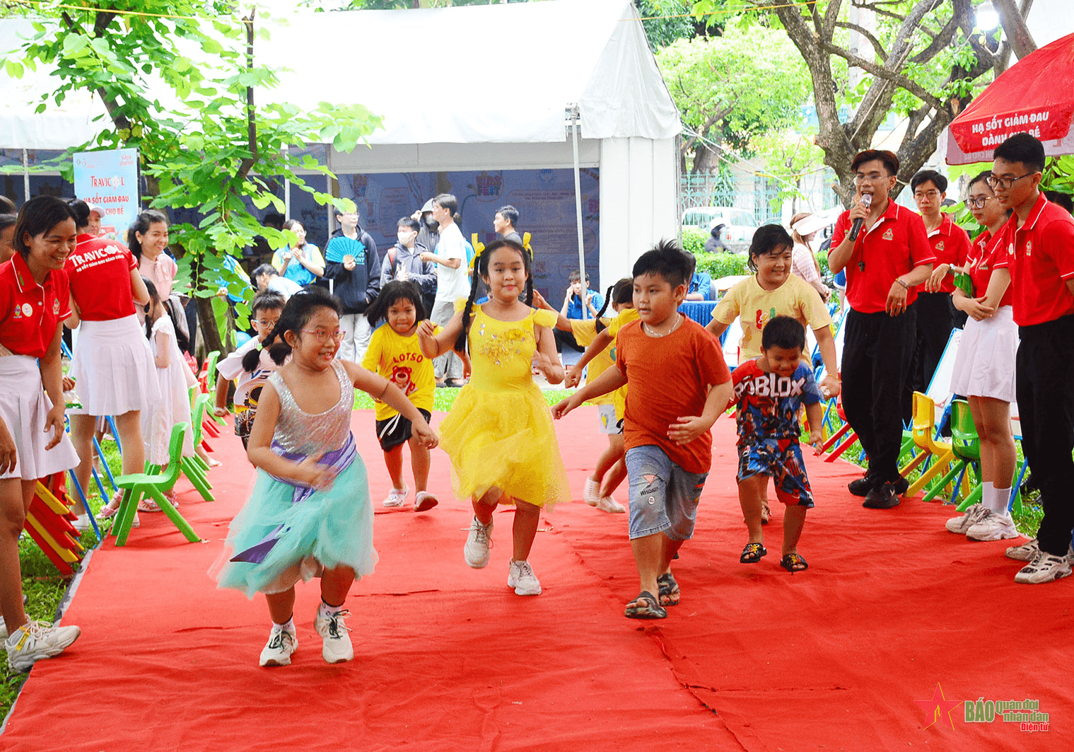 TP Hồ Chí Minh triển khai hoạt động hỗ trợ phụ huynh cùng con trưởng thành