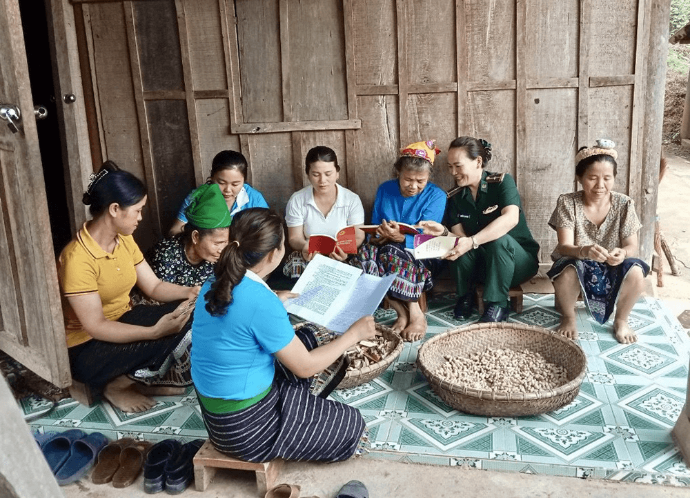 Cầu nối pháp luật của phụ nữ vùng biên