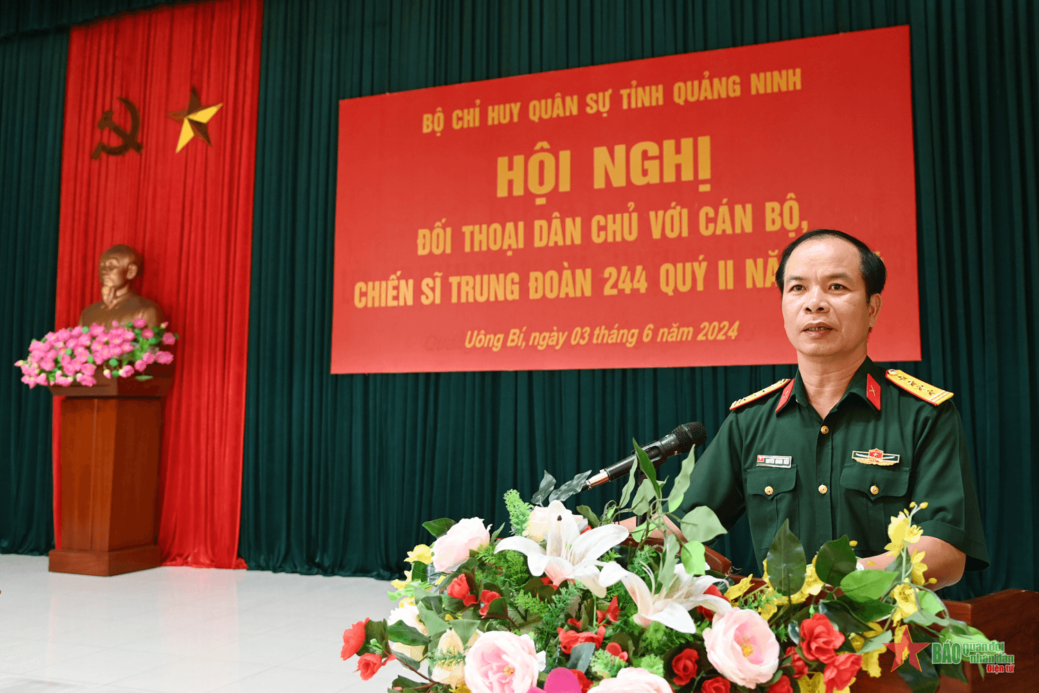 Bộ CHQS tỉnh Quảng Ninh đối thoại dân chủ với cán bộ, chiến sĩ Trung đoàn 244