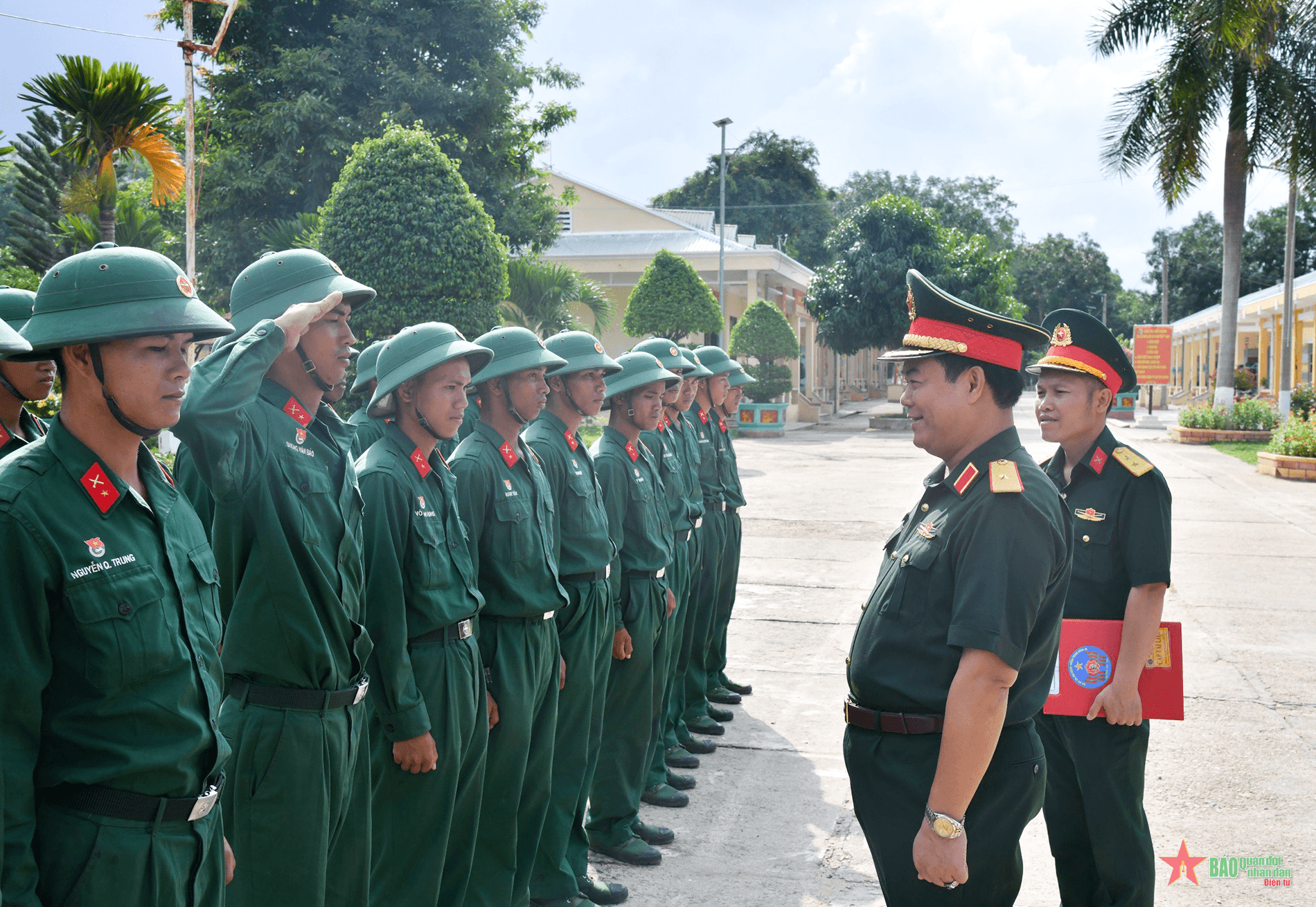 Sư đoàn 10 (Quân đoàn 3): Triển khai toàn diện, hiệu quả công tác Đảng, công tác chính trị