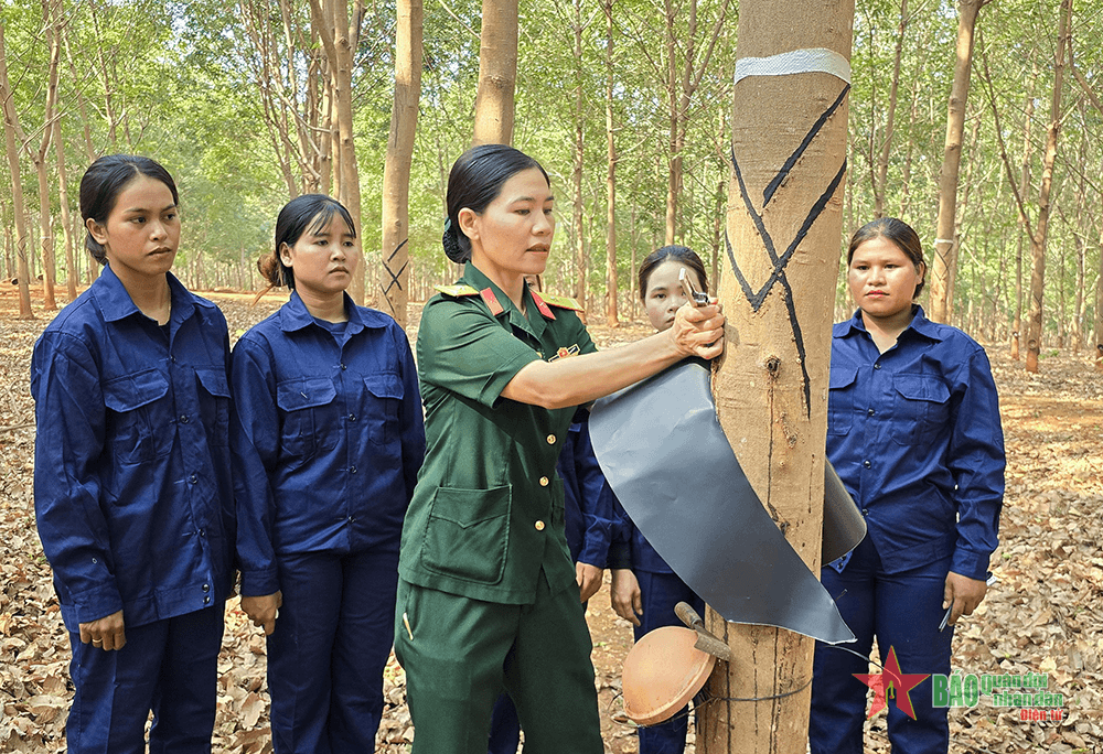 Thi đua cụ thể trong từng việc, từng ngày, từng giờ