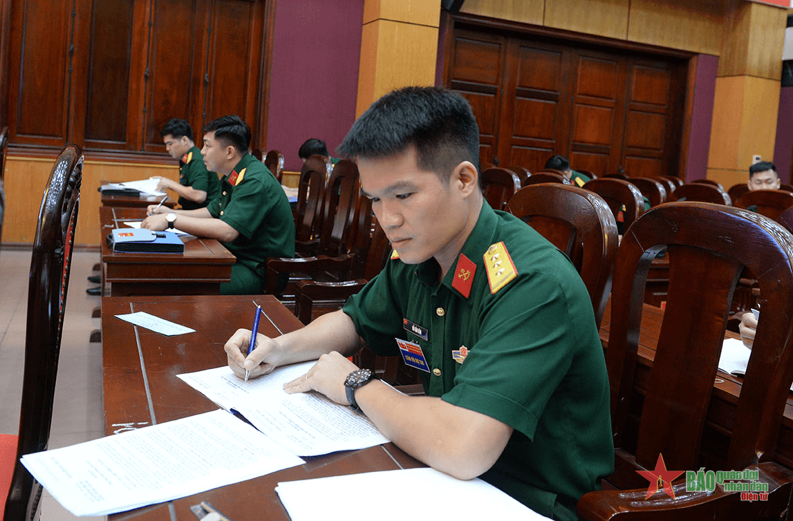 “Rèn” bí thư chi bộ qua hội thi
