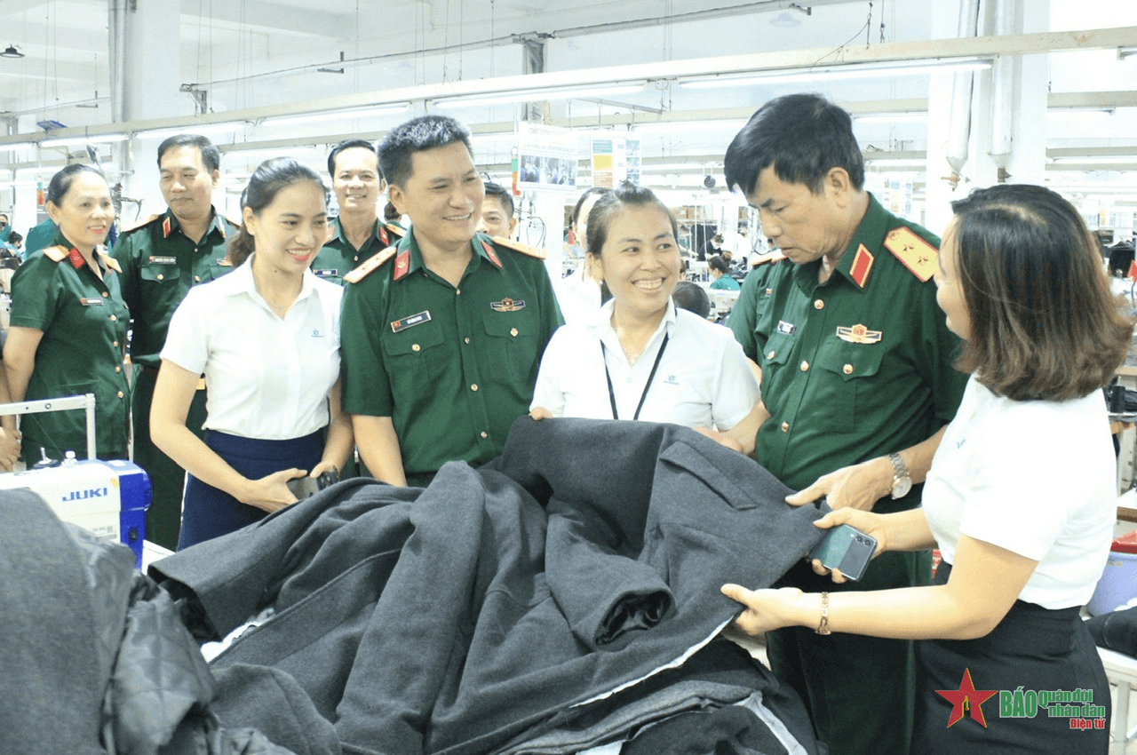 Trung tướng Đỗ Văn Thiện kiểm tra hoạt động sản xuất, kinh doanh các đơn vị Tổng công ty 28