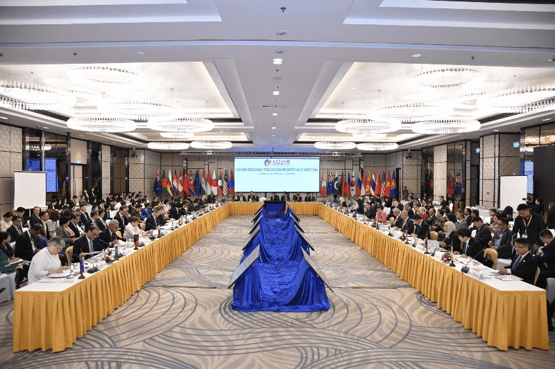 Phát huy vai trò của các khuôn khổ ASEAN+3, EAS và ARF