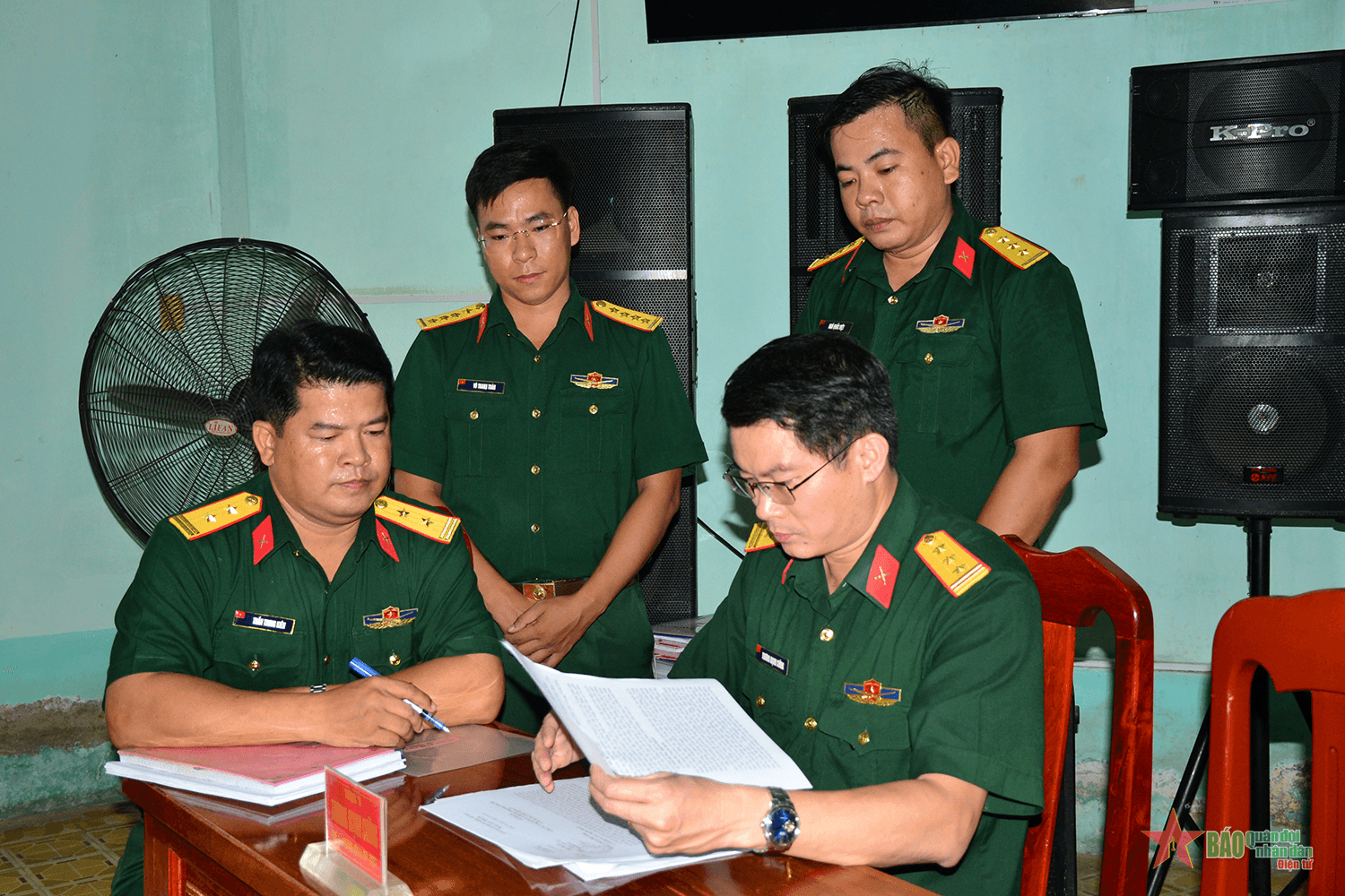 Tổng cục Chính trị kiểm tra công tác Đảng, công tác chính trị tại Trung đoàn 9, Sư đoàn 8, Quân khu 9