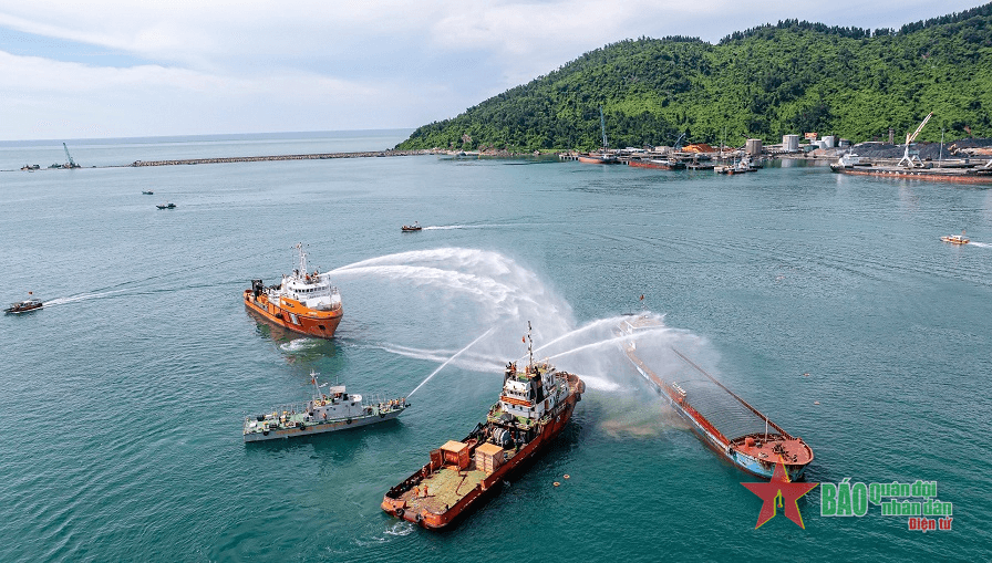 Thừa Thiên Huế: Diễn tập ứng phó sự cố tràn dầu cấp khu vực năm 2024