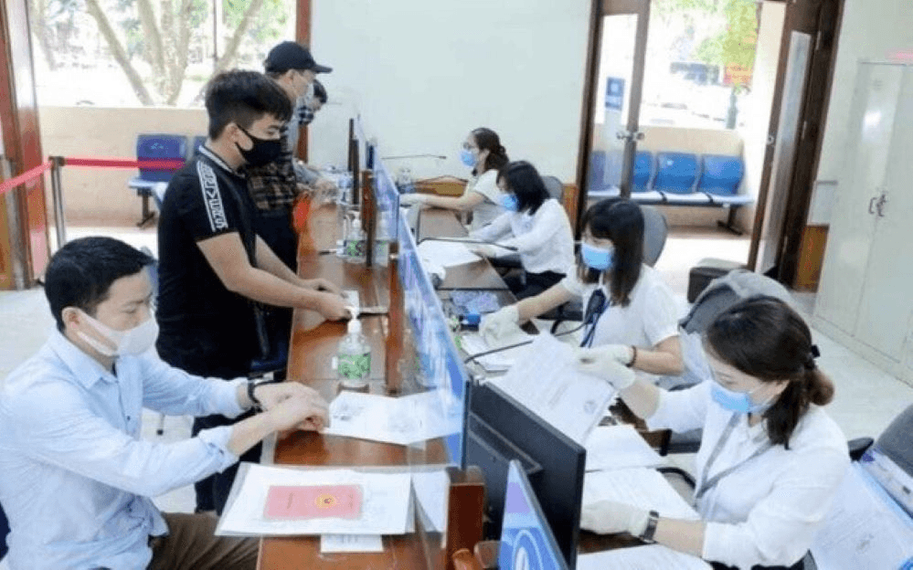 Hành chính mắc kẹt trong tư duy văn bản