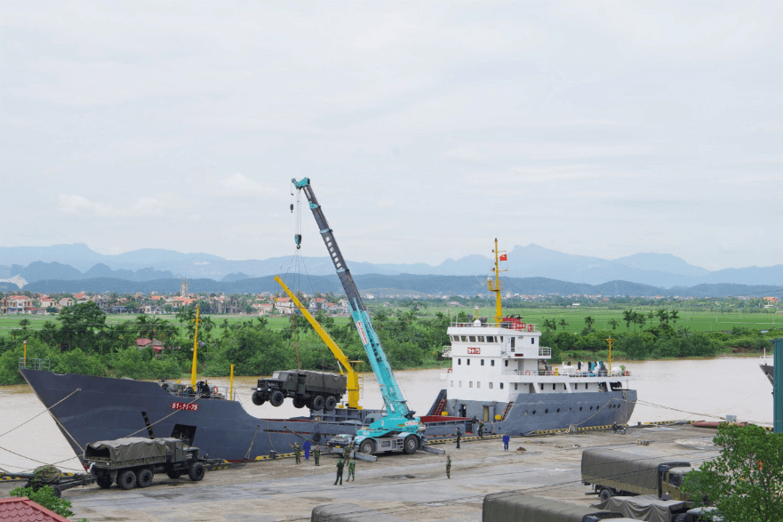 Xây dựng ngành vận tải quân sự tinh, gọn, mạnh, đồng bộ