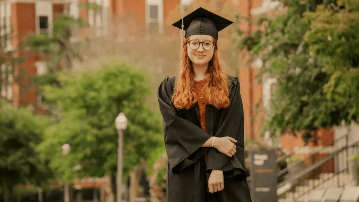 Cô gái từ chối Đại học Yale danh tiếng