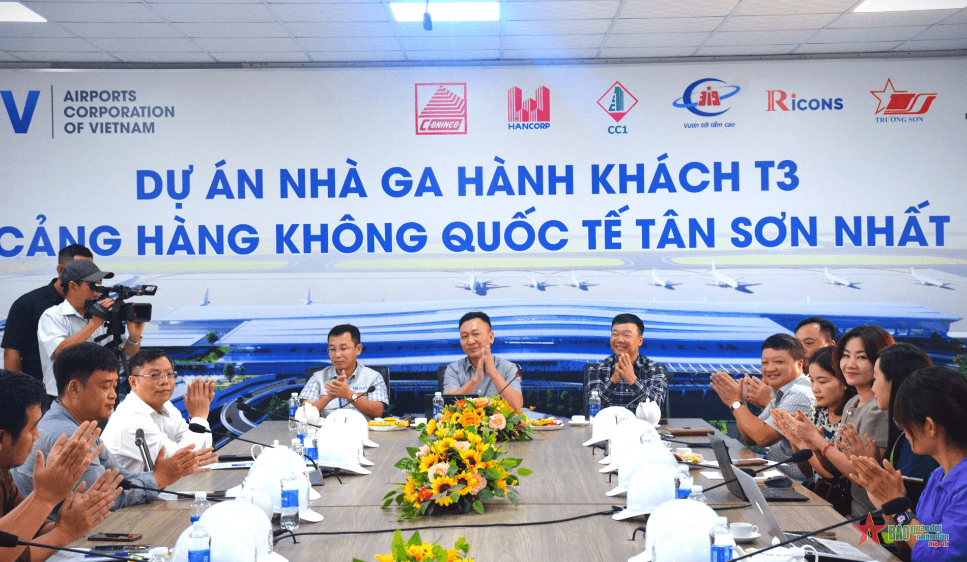 Nhà ga T3 - sân bay Tân Sơn Nhất quyết tâm đẩy nhanh tiến độ hoàn thành