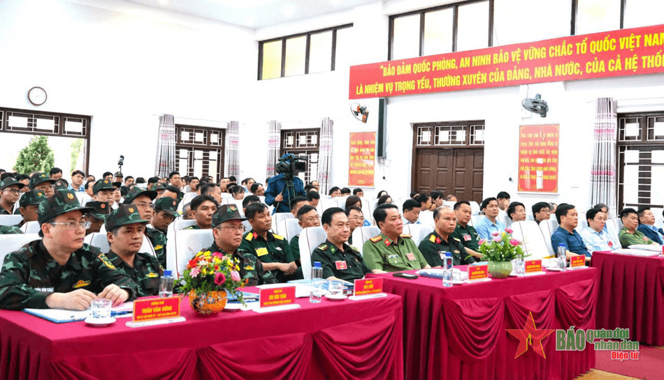 Huyện Sìn Hồ (tỉnh Lai Châu) khai mạc diễn tập khu vực phòng thủ