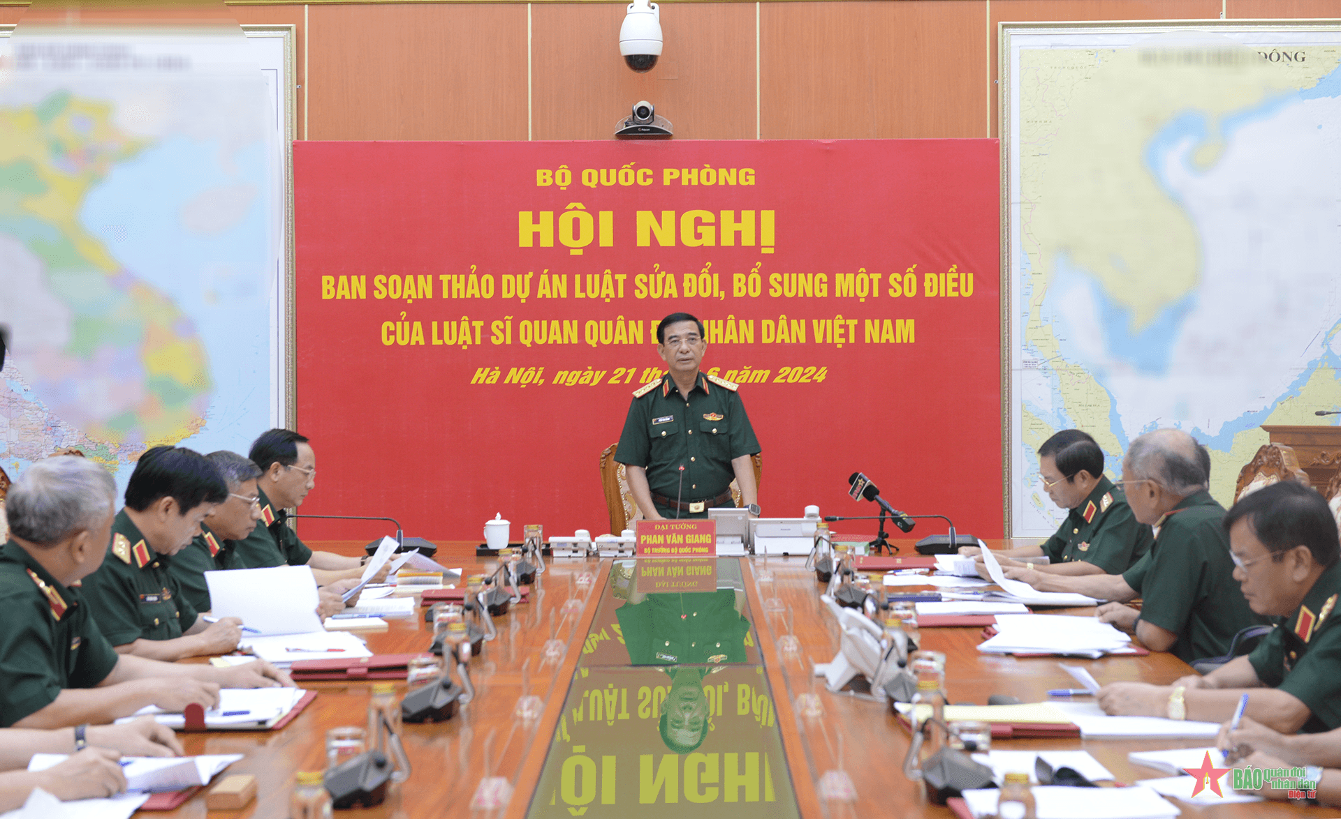Đề nghị sửa 10 điều của Luật Sĩ quan Quân đội nhân dân Việt Nam