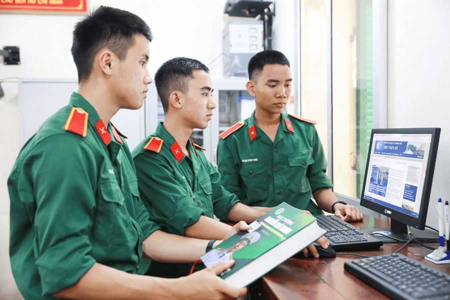 Nguồn cảm hứng cho vị Đại tướng đọc thơ