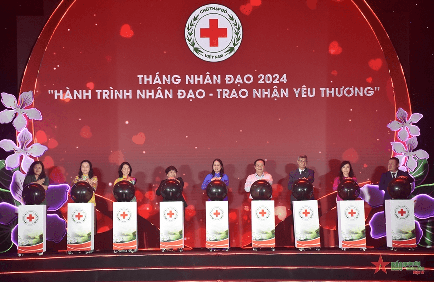 Trợ giúp gần 1,7 triệu lượt người gặp khó khăn trong Tháng Nhân đạo năm 2024