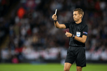 Euro 2024: Tiết lộ mức lương trọng tài