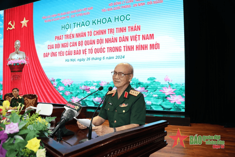 Phát triển nhân tố chính trị tinh thần của đội ngũ cán bộ Quân đội