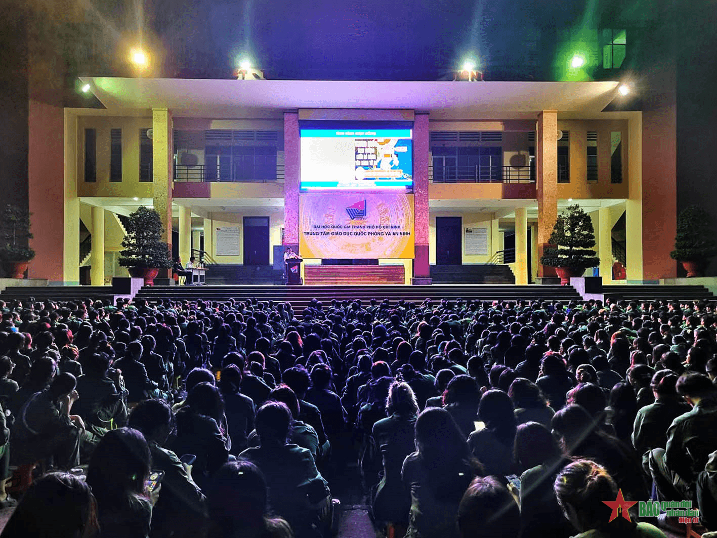 Lữ đoàn 125, Vùng 2 Hải quân tuyên truyền biển, đảo cho sinh viên