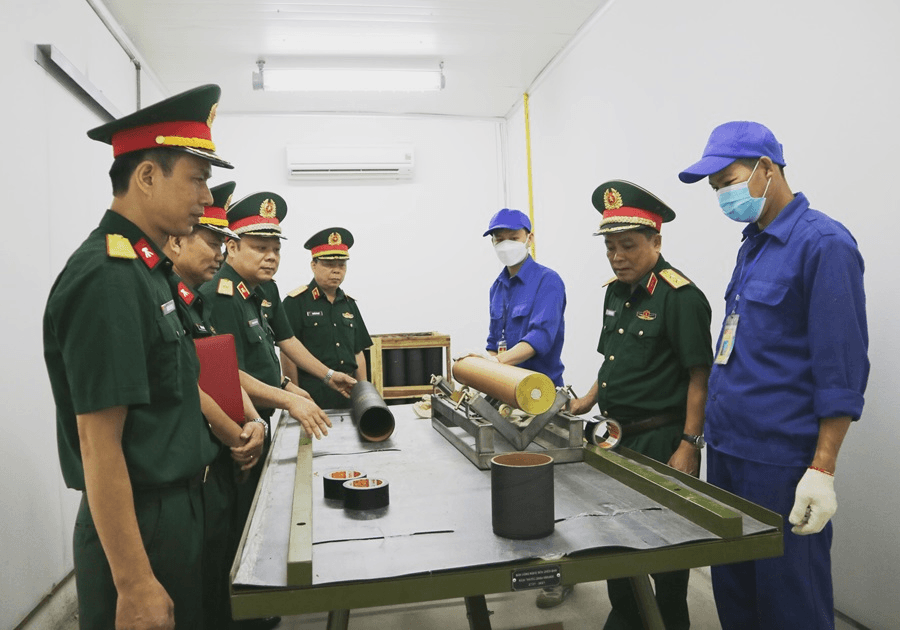 Quân khí càng phải giữ tốt, dùng bền, bảo đảm an toàn
