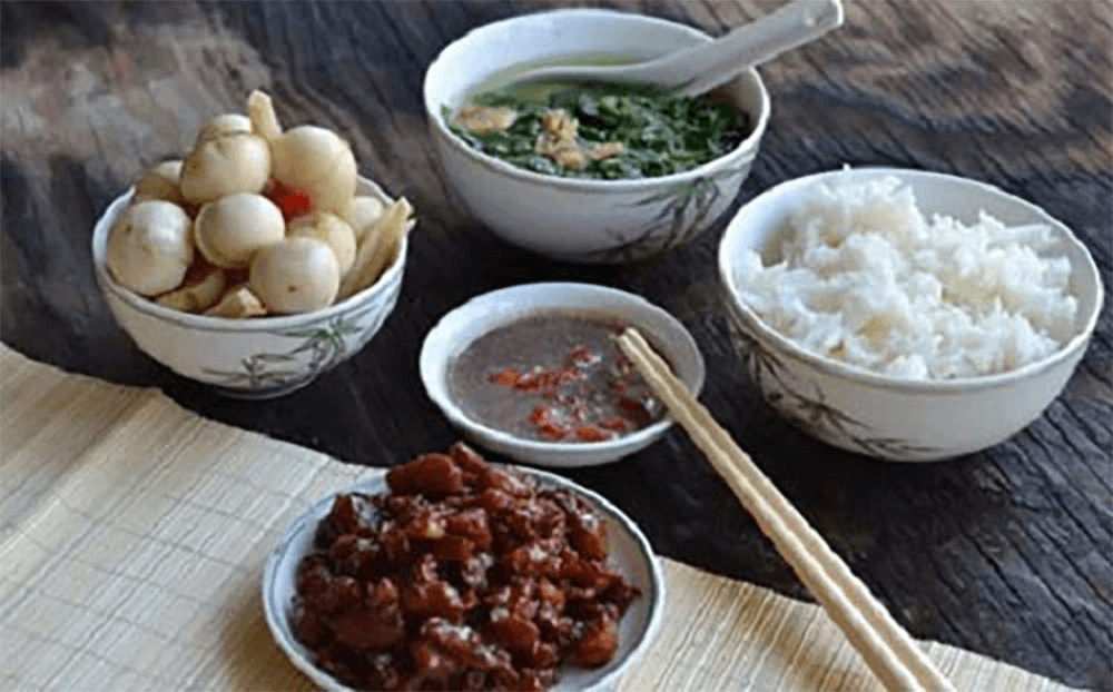 Bữa cơm gia đình chan chứa tình yêu thương!