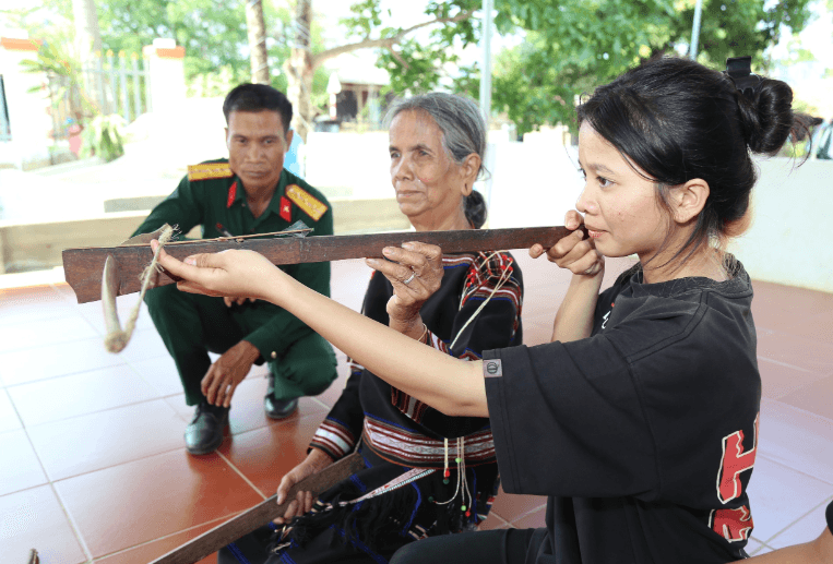 Già làng Siu H’Phyin như cánh chim không mỏi