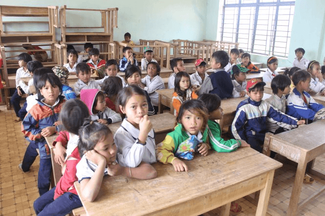 Hỏi-Đáp pháp luật: Những đối tượng nào thuộc diện ưu tiên tuyển sinh và hỗ trợ học tập đối với trẻ mẫu giáo, học sinh, sinh viên dân tộc thiểu số rất ít người?