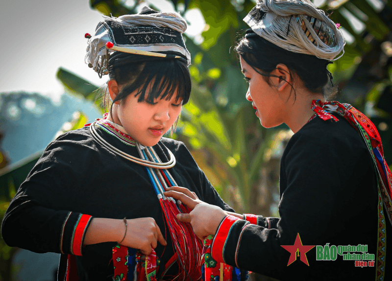 Một ngày ở Khâu Đấng