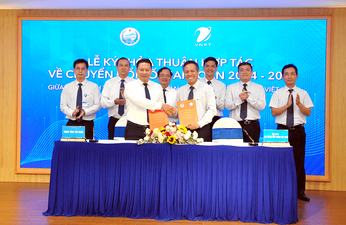Tập đoàn VNPT và UBND tỉnh Tây Ninh ký kết thỏa thuận hợp tác chuyển đổi số giai đoạn 2024 -2030
