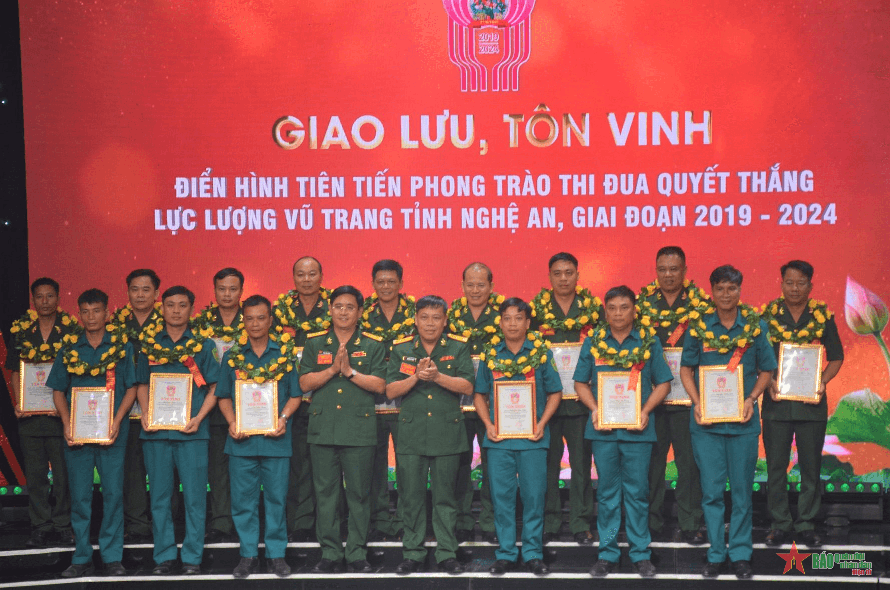 Nghệ An: Tôn vinh điển hình tiên tiến trong Phong trào Thi đua Quyết thắng 

​