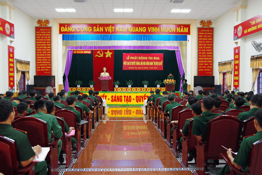 Sư đoàn 968 (Quân khu 4) phát động thi đua “Phất cao cờ Quyết thắng, mãi mãi xứng danh Bộ đội Cụ Hồ"