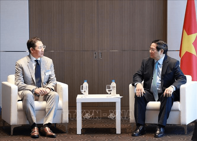Thủ tướng Phạm Minh Chính tiếp các doanh nghiệp hàng đầu Hàn Quốc