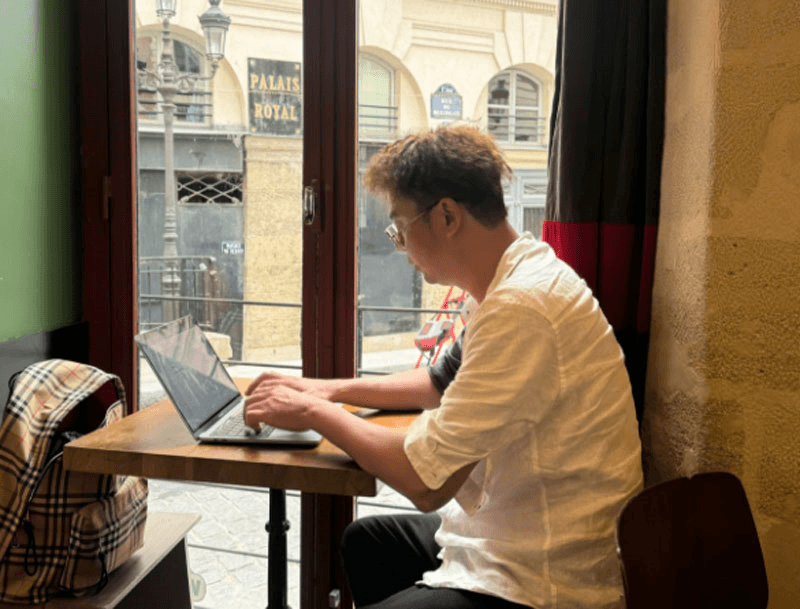 Paris, màu chiến thắng