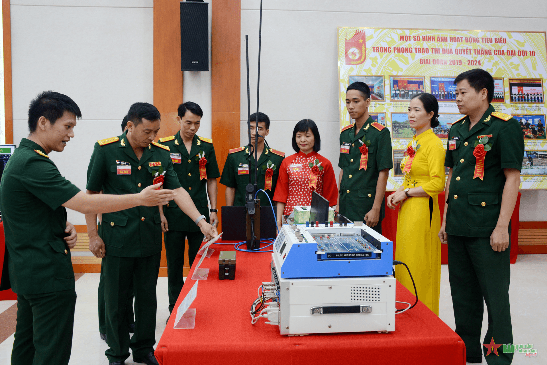 Nhiều sáng kiến trong Phong trào Thi đua Quyết thắng của Trường Sĩ quan Thông tin