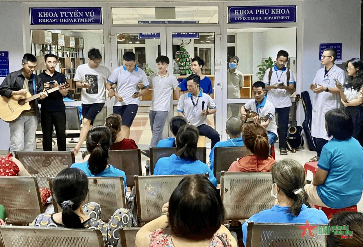 Du ca “Hát cho bệnh nhân tôi nghe”
